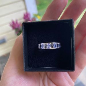 Beautiful Tanzanite and Spinel Gemstone  Ring